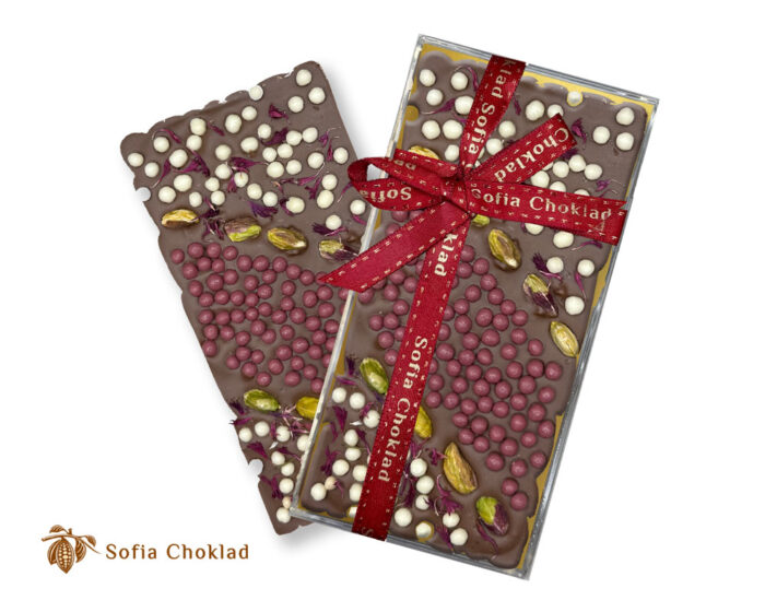 Mjölkchoklad med Ruby & Vita Crispearls, Pistagenötter och Rosenblad – En Exklusiv Smakupplevelse för B2B - 10 Pack - Bild 1